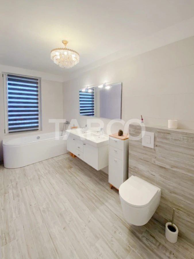 Casa cu 4 camere si vedere panoramica chiar la intrare In Cristian - 8