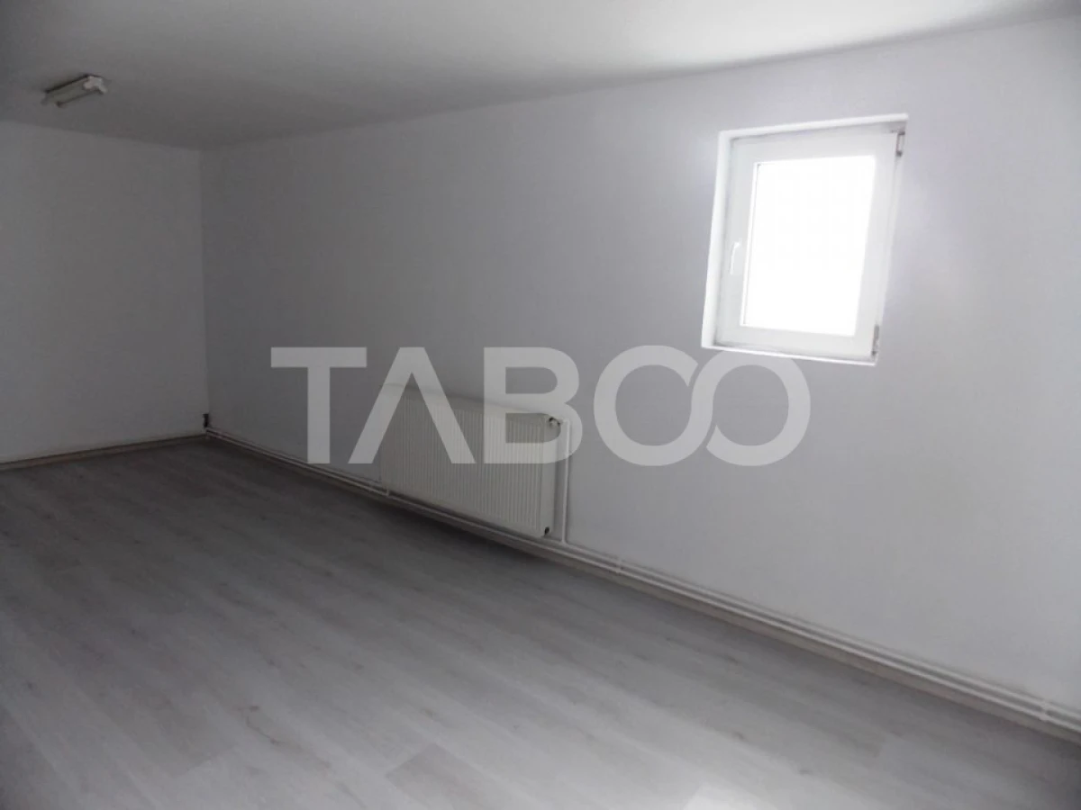 Spatiu pentru birouri de inchiriat cu utilitati incluse in Strand - 9