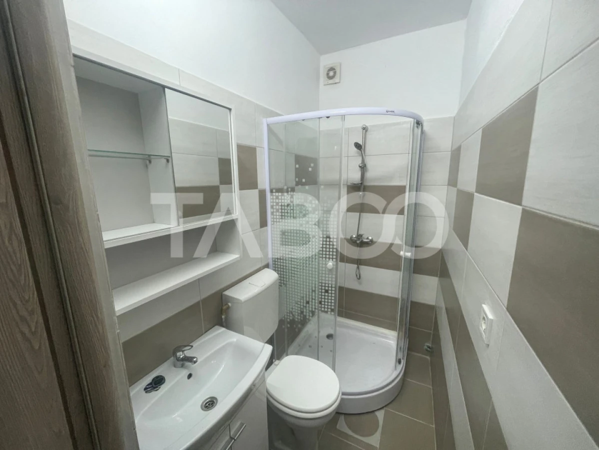 Garsoniera renovata decomandata 32 mp utili in Sibiu - 6