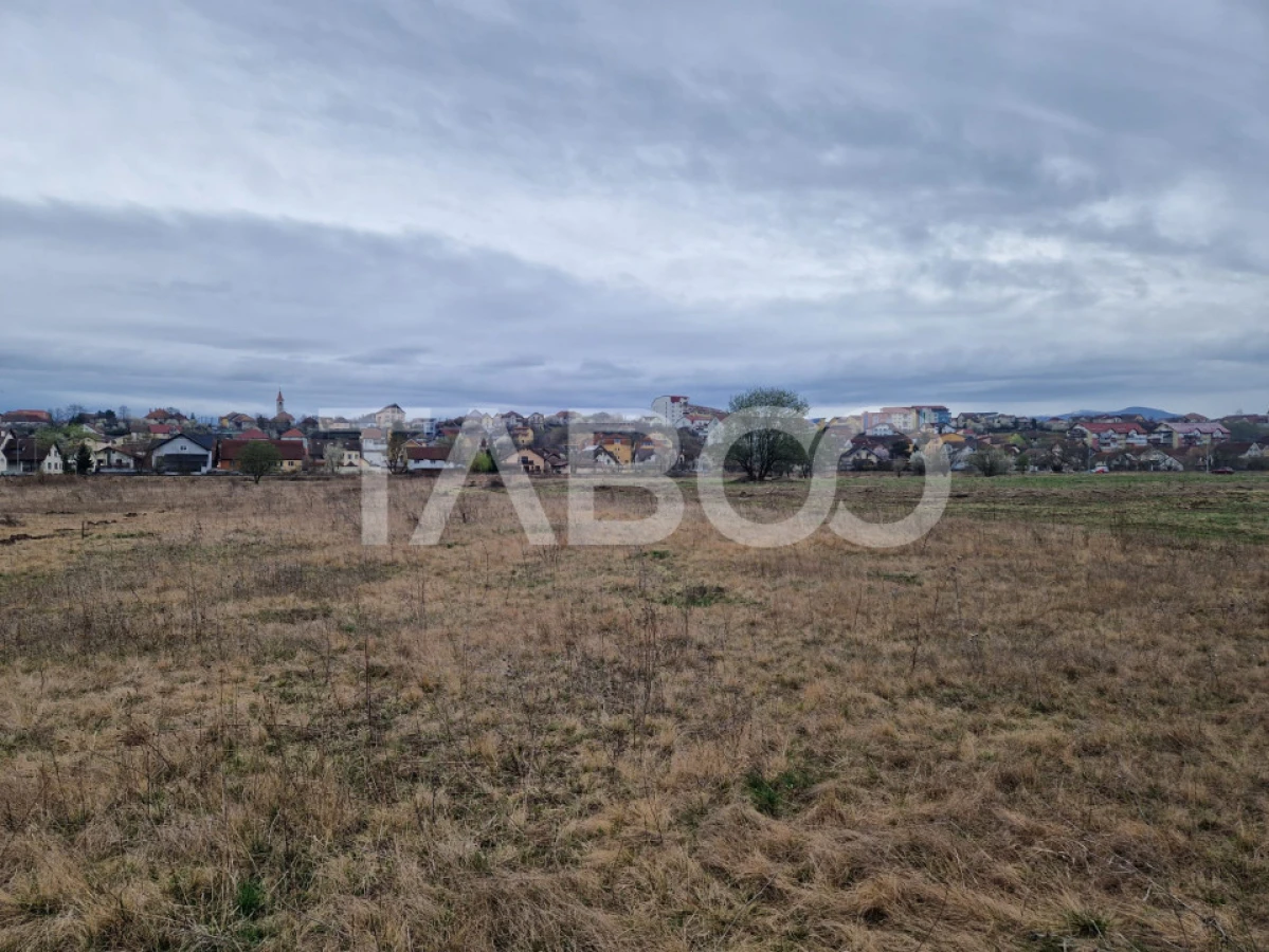 Teren intravilan 1500 mp zona Campsor cartierul Strand - 4