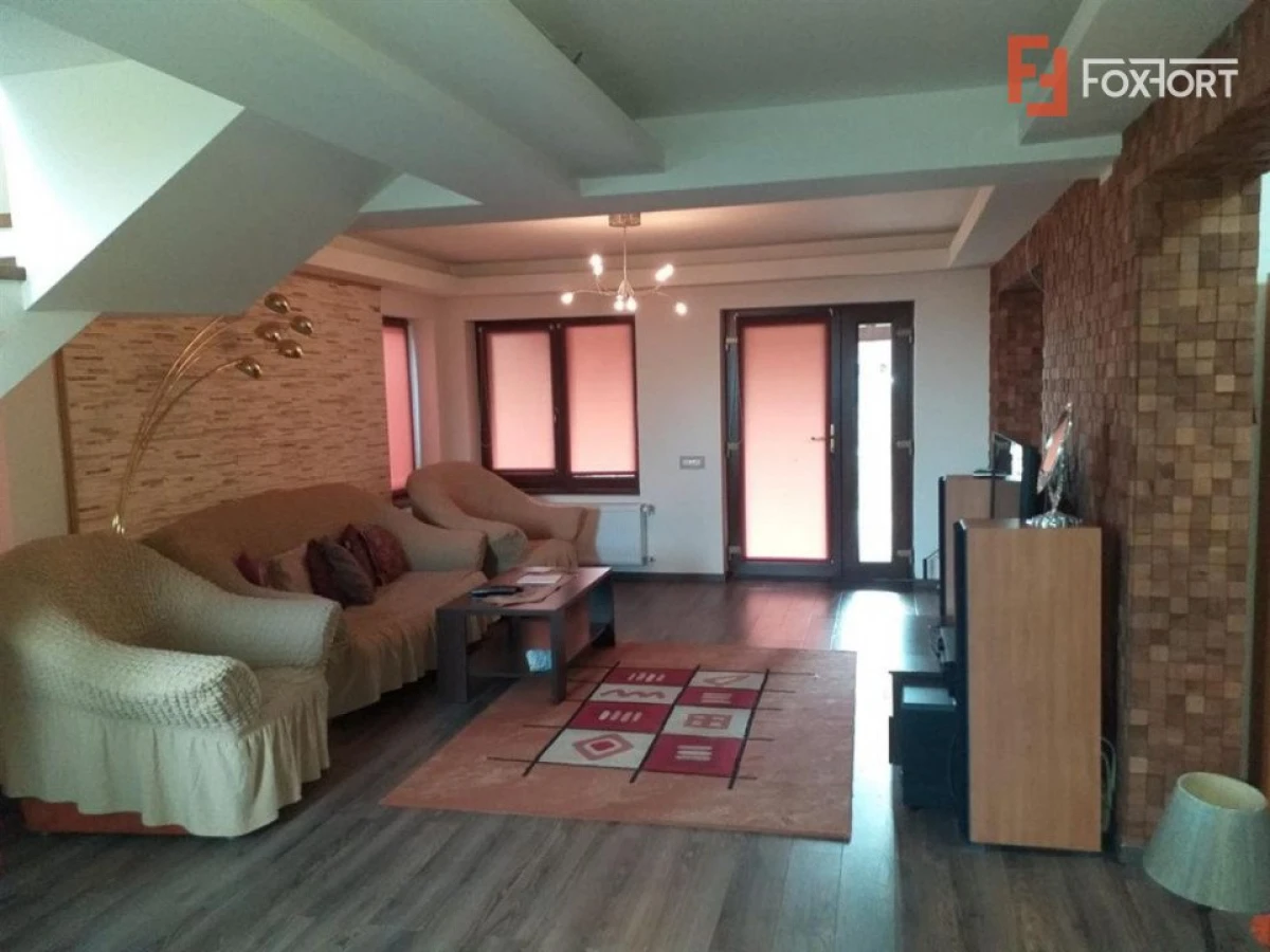 Casa individuala cu 5 camere de vanzare in Sag - ID V155 - 6