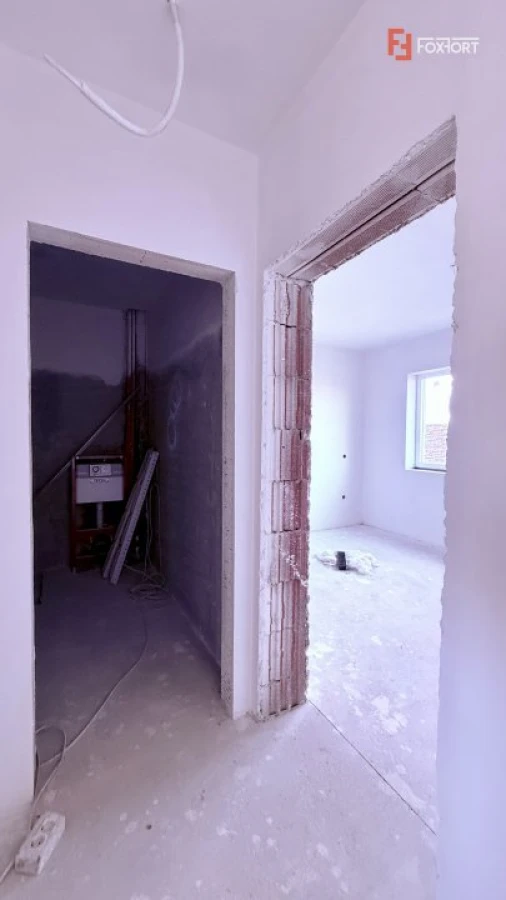 Casa tip triplex, cu 2 camere, de vanzare in Sanandrei. - 10