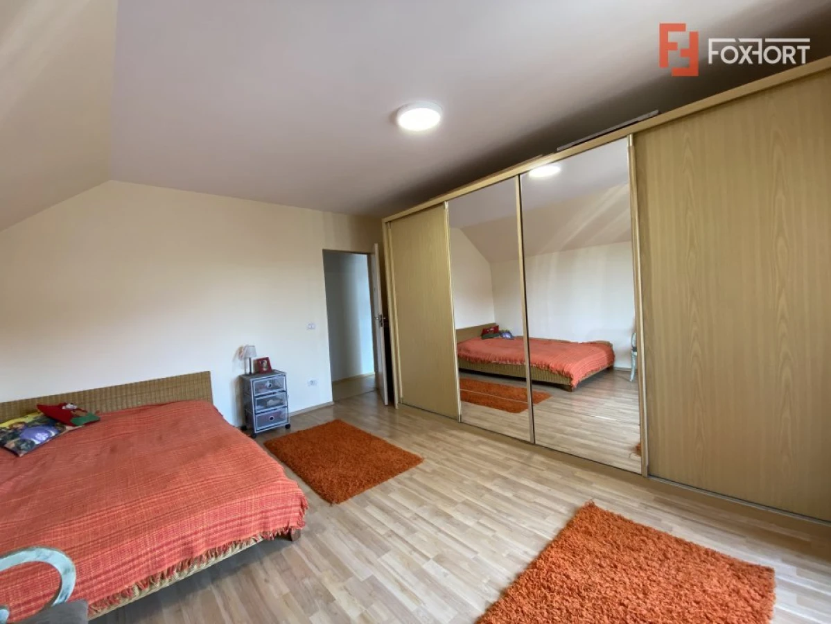 Casa cu 9 camere - panouri fotovoltaice, Timisoara - Bogdanestilor - 3