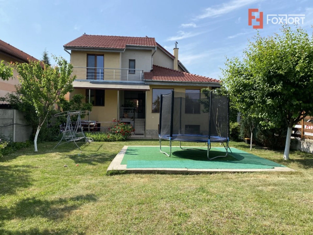 Casa cu 9 camere - panouri fotovoltaice, Timisoara - Bogdanestilor - 1