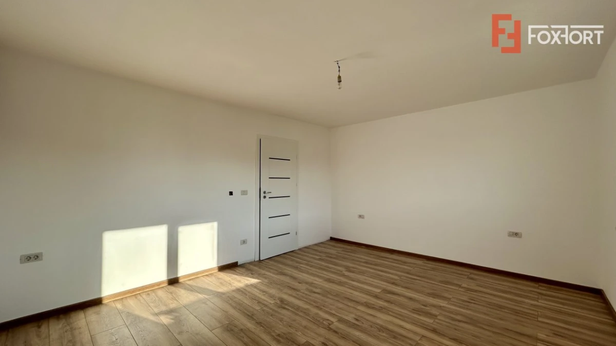 Duplex cu 5 camere de vanzare in Sanandrei - ID V3806 - 9