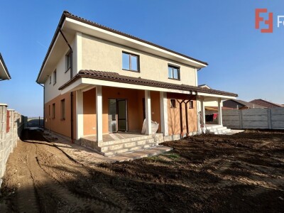 Duplex cu 5 camere de vanzare in Sanandrei - ID V3806