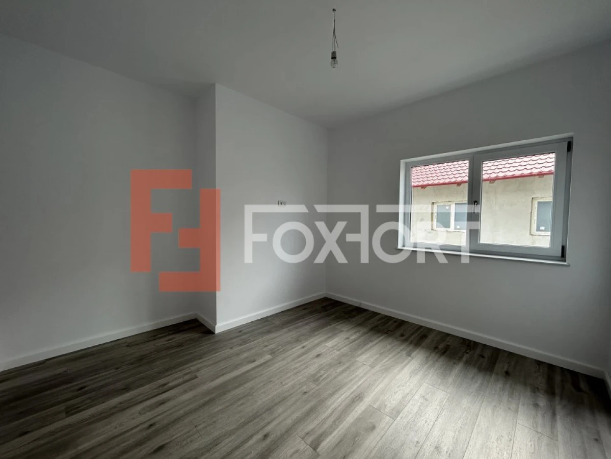 Duplex deosebit cu 5 camere in Ghiroda - 9