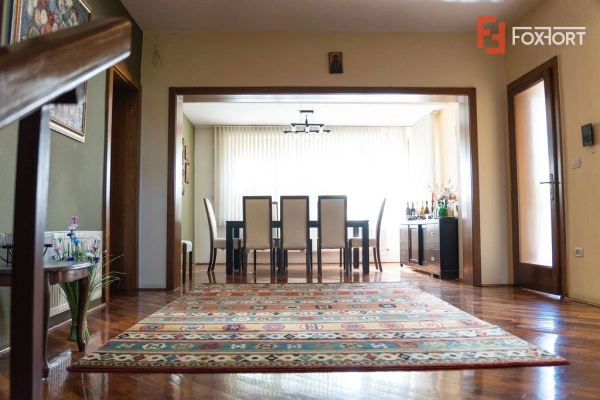 Casa individuala cu Garaj 360mp Utili, Zona Crisan - ID V4097 - 3