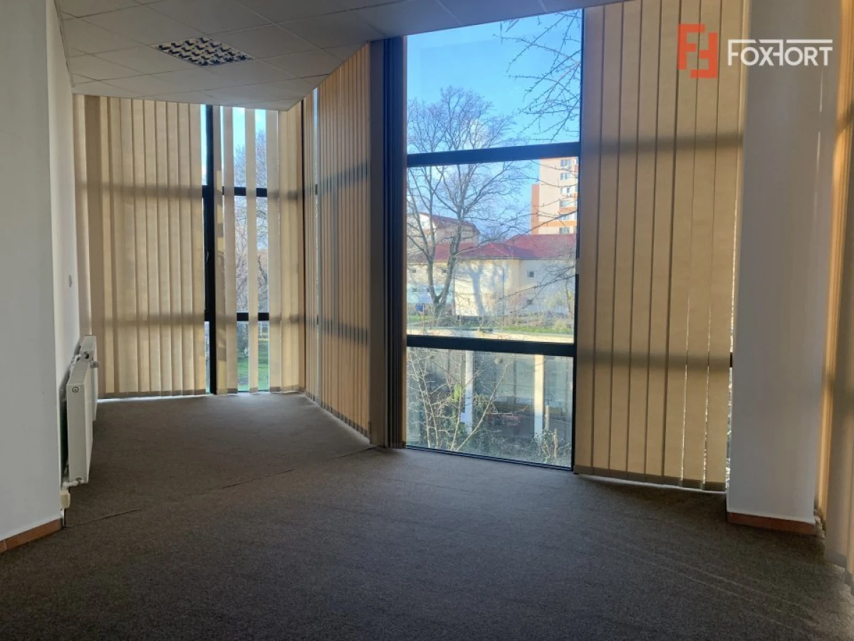 Birouri cu retea calculatoare IT, 500 posturi, zona Olimpia - ID C4606 - 9