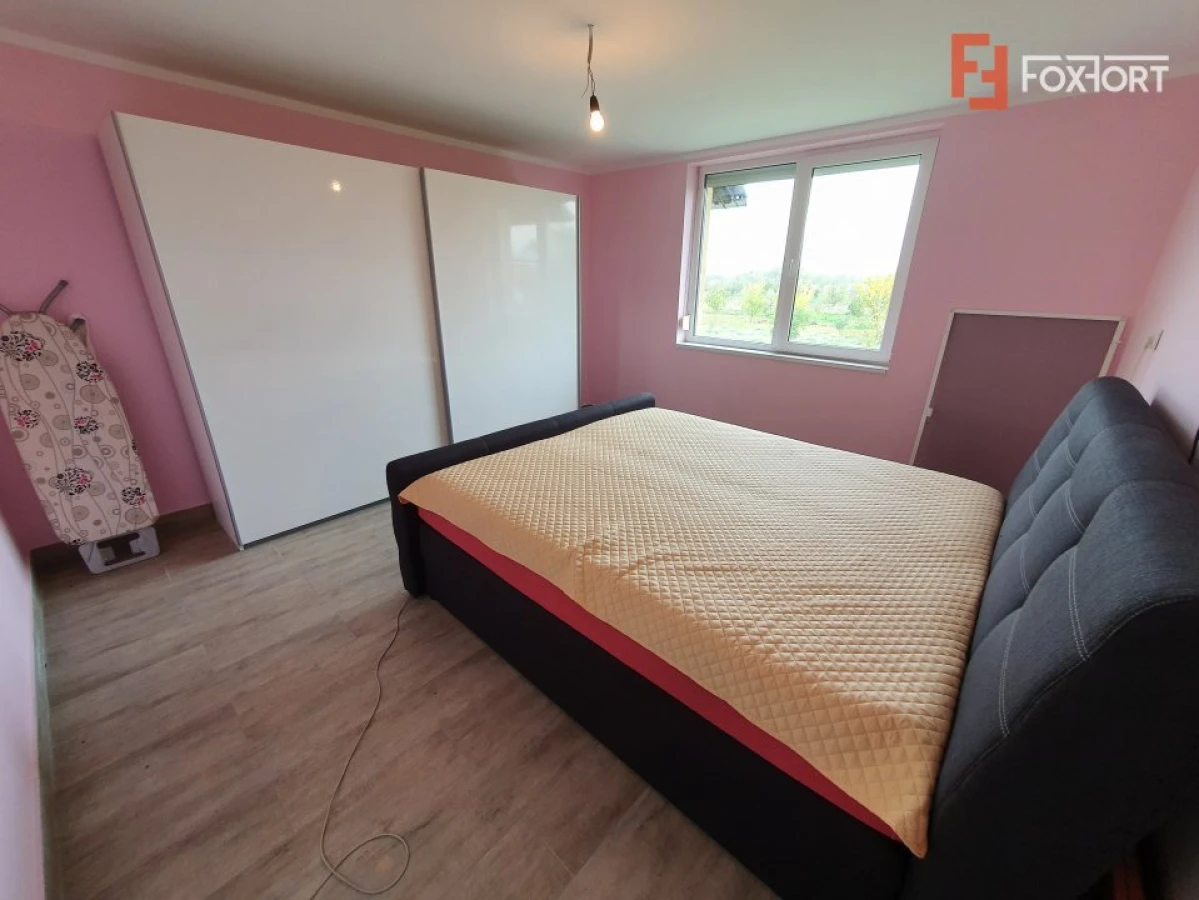 Vila cu 5 camere, 236 mp, teren 5805 mp, gaz, Brestea - Denta - 7