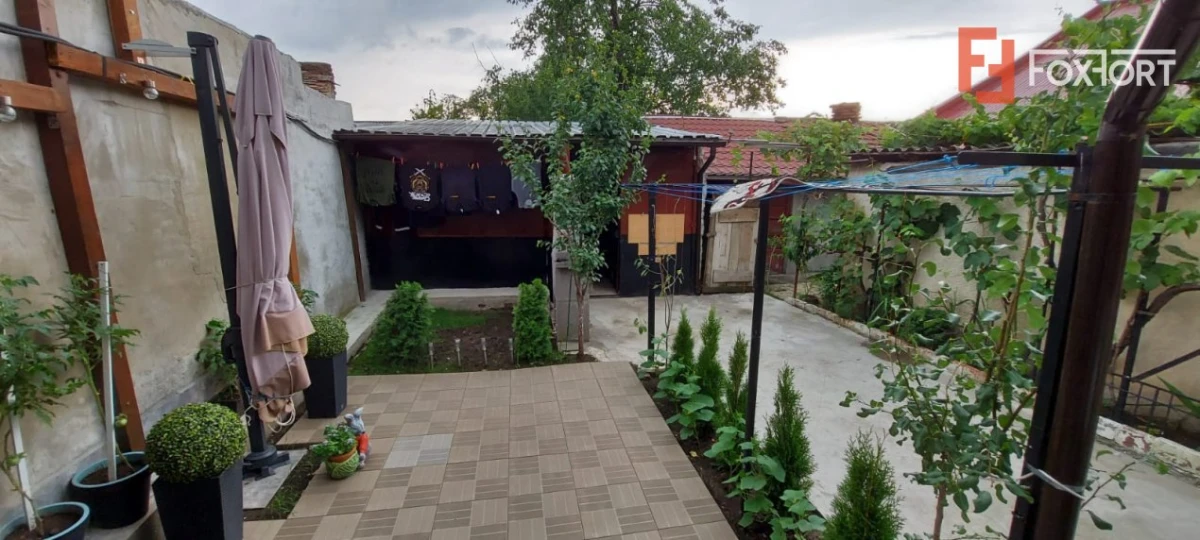 Casa individuala, 6 camere, curte comuna, zona Kiriac - Kaufland - 8