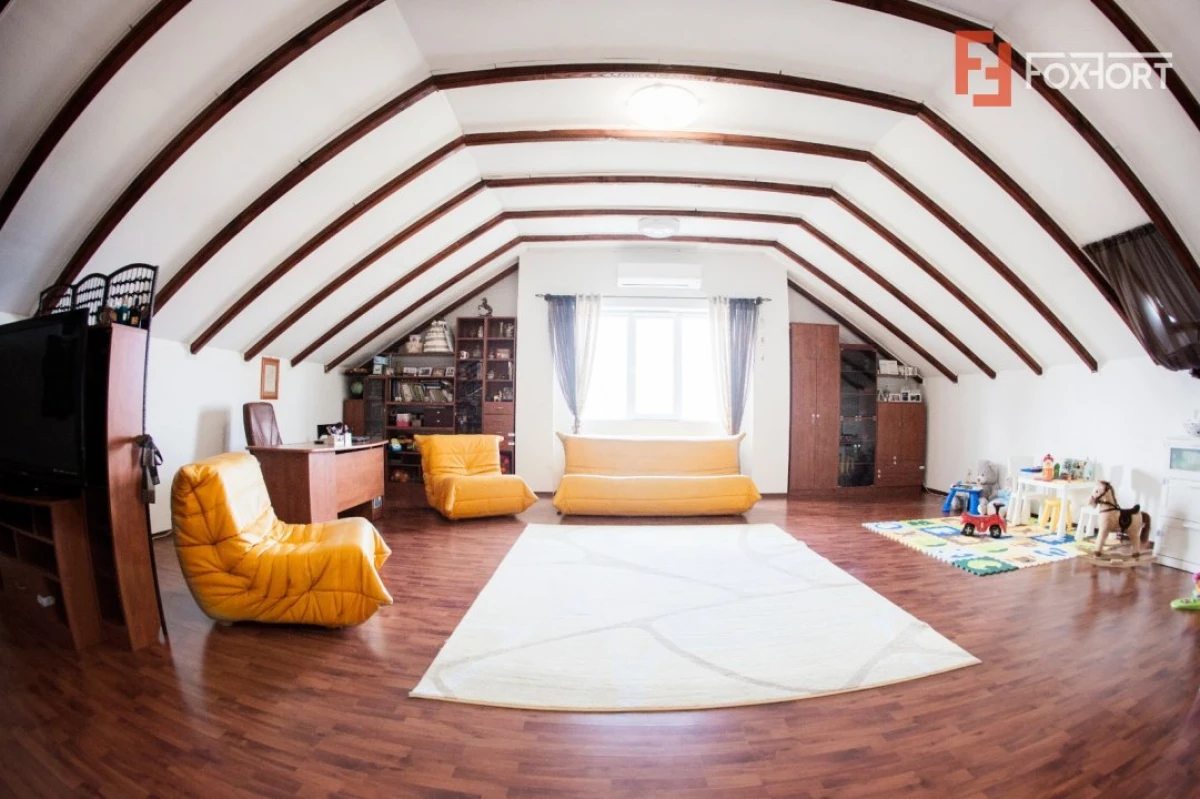 Vila Duplex cu lac si piscina Giarmata Vii cu 5880 mp de teren - ID V5269 - 3