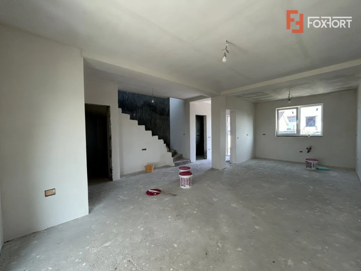 Duplex 4 camere si asfalt, Sacalaz - Parter + Etaj - ID V5368 - 1