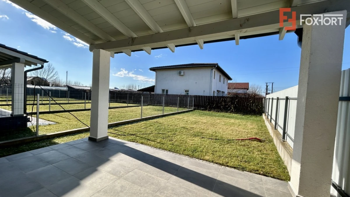 Casa cu 4 camere, toate utilitatile, cu plata in transe Sanandrei. - 1