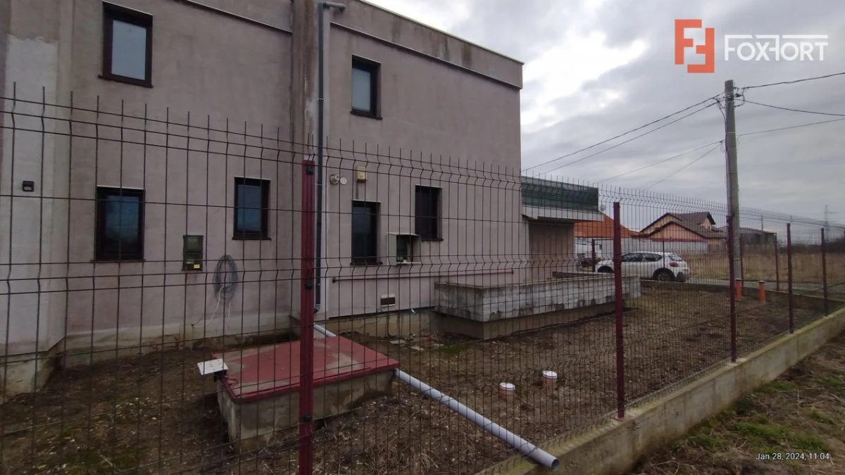 Casa 8 camere ,Sacalaz-Ideala pentru 2 familii - 7