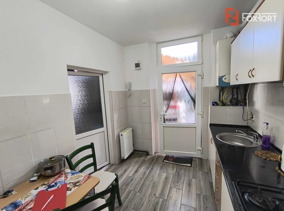 Apartament de 65 mp la curte, zona Iosefin - 8