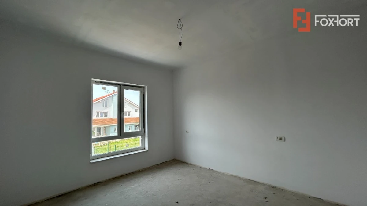 Duplex 5 camere spatios, cu 3 locuri de parcare - Dumbravita - 3