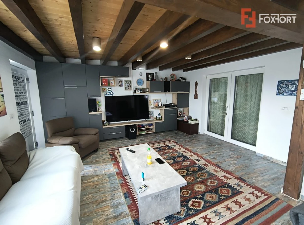 Casa individuala cu teren de 610 mp si garaj in Mosnita Noua - 1