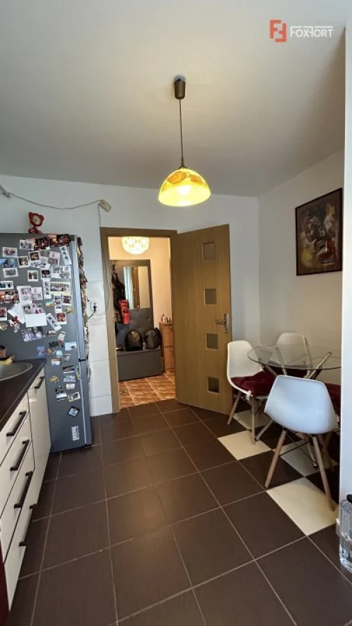 Apartament cu 3 camere si garaj, zona Simion Barnutiu - 9