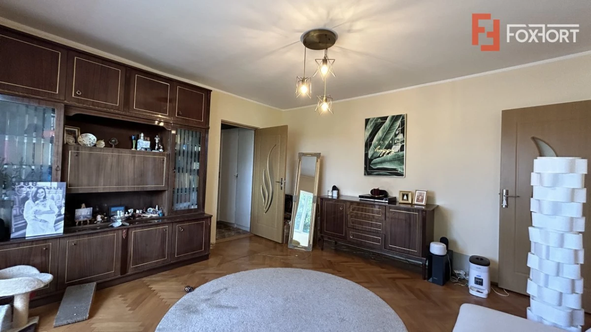 Apartament cu 3 camere si garaj, zona Simion Barnutiu - 2