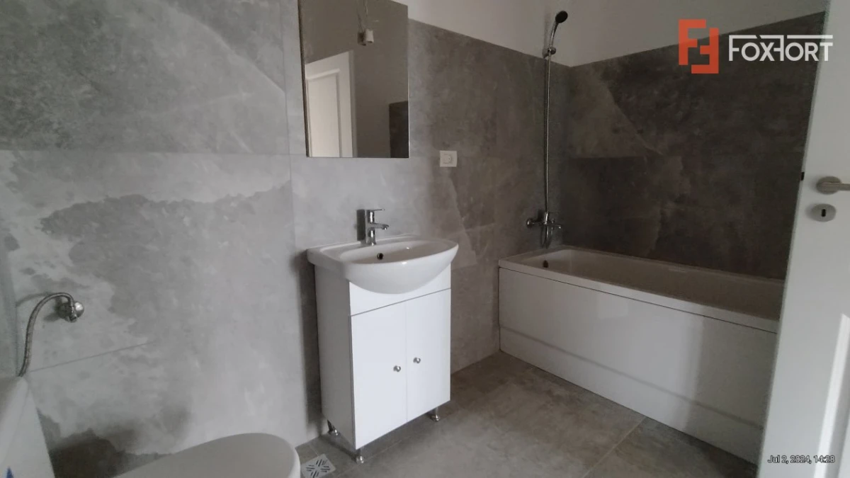 Apartament 3 camere, Zona Freidorf - Scara interioara, terasa 21 mp - 8