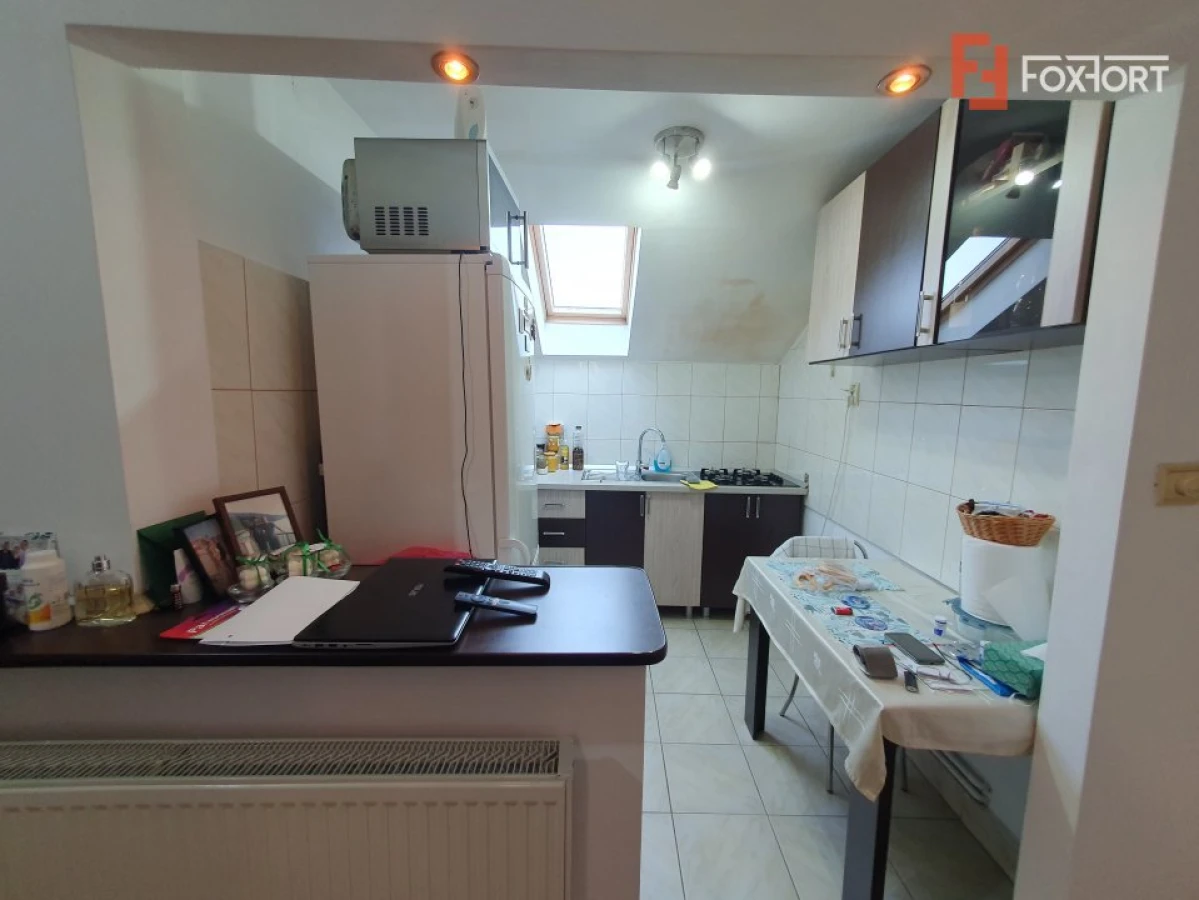 Apartament de vanzare cu 2 camere si balcon, zona Shopping City - 9