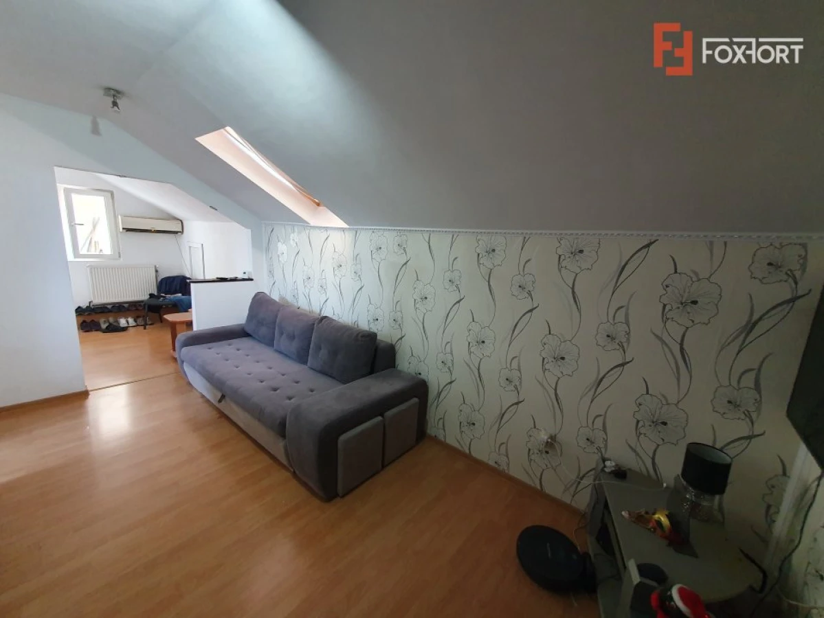 Apartament de vanzare cu 2 camere si balcon, zona Shopping City - 3