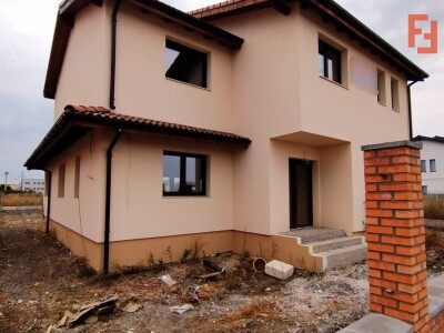 Casa individuala 4 camere si 3 bai, Sacalaz