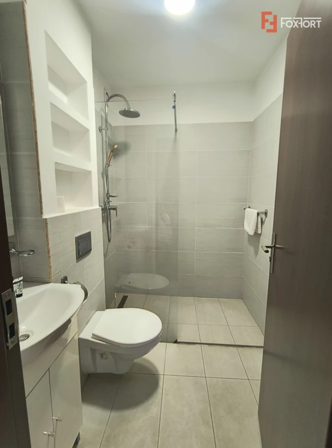 Hotel de inchiriat Parter + 2 Etaje + Mansarda, 19 camere, zona Brancoveanu - 7