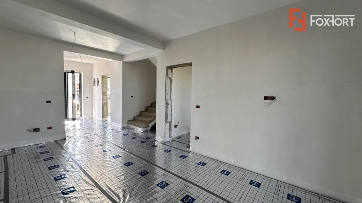 Duplex cu 5 camere, 125 mp utili, zona Mosnita Veche - 1