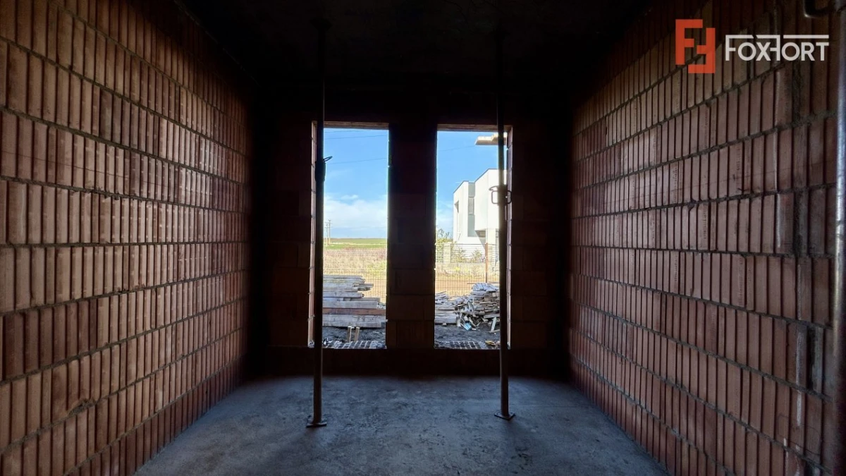 Duplex 4 camere pe parter + perete dublu despartitor - Sanandrei - 7