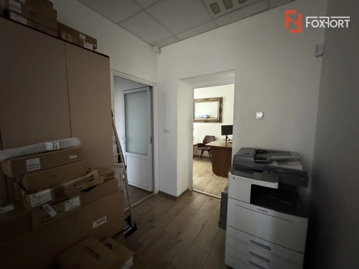 Comision 0, Birouri + hala depozitare si curte 2053 mp, - ID C7998 - 10