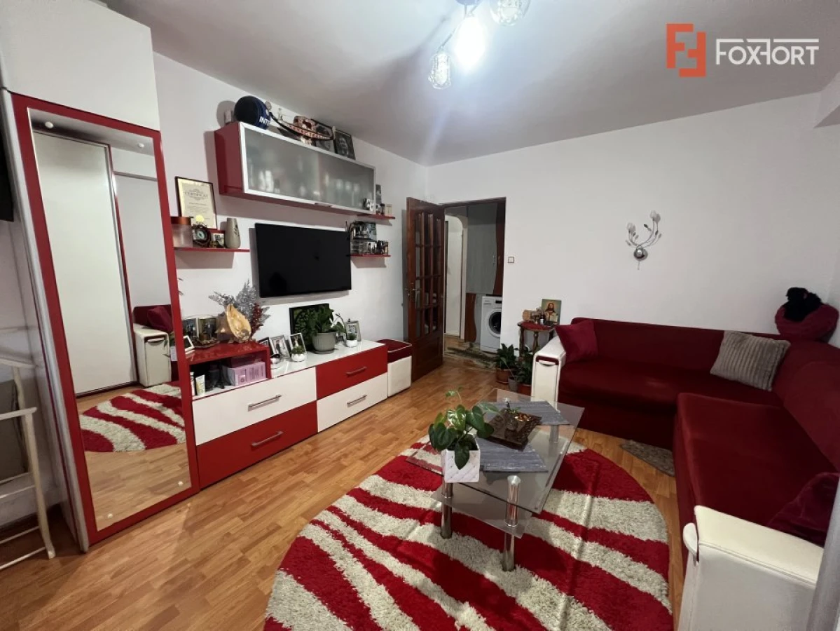 Apartament cu 2 camere decomandat - zona Iosefin - 1