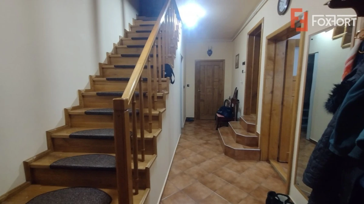 Casa individuala de vanzare, zona Mircea cel Batran - Garaj si pivnita - 6