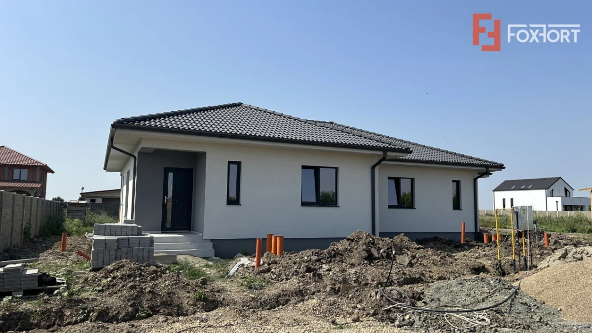 Duplex cu 3 camere, de vanzare in Sanandrei - 1