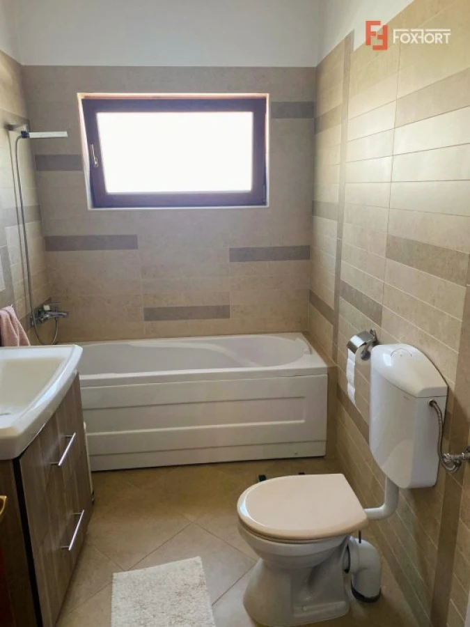 Casa individuala 5 camere si 4 locuri de parcare in Giroc - 7