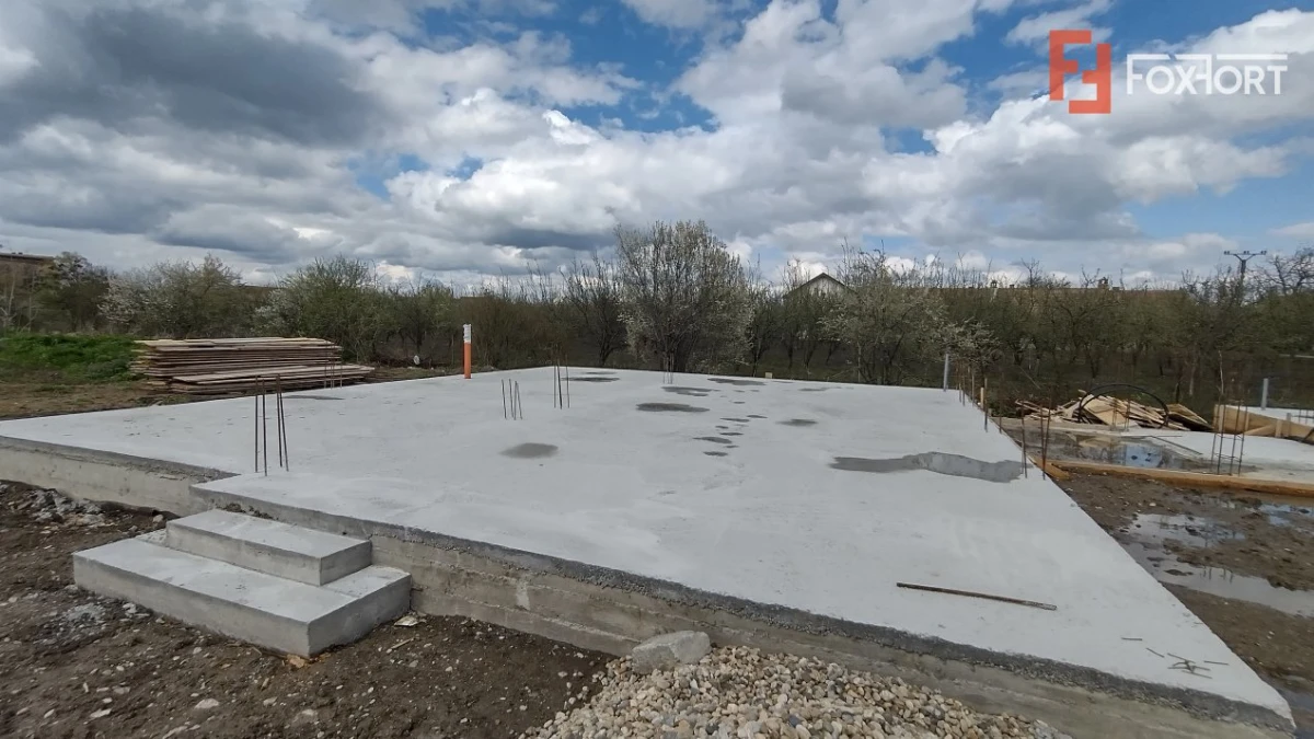 Duplex 3 camere despartit prin camera tehnica, Beregsau Mare - zona centrala - 7