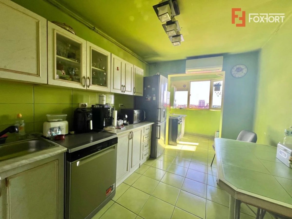 Apartament 4 camere de vanzare, zona Olimpia Stadion - 3