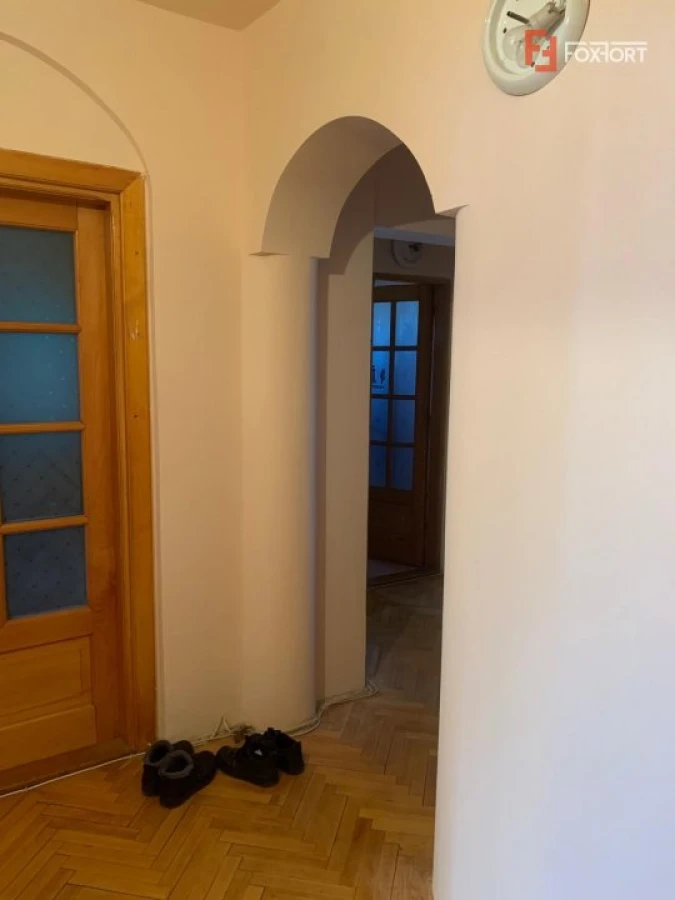 Apartament cu 3 camere, decomandat - zona Aradului - 9