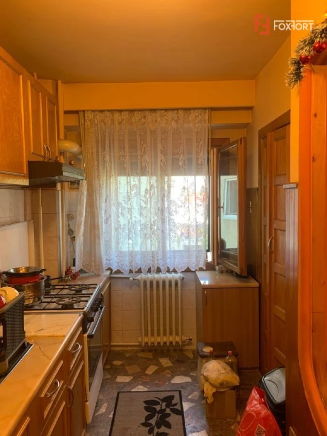 Apartament cu 3 camere, decomandat - zona Aradului - 7