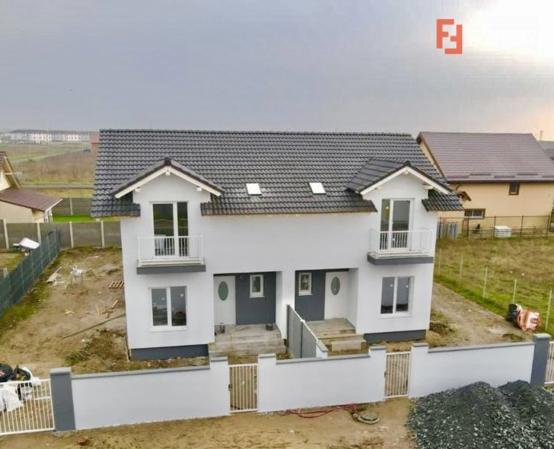 Duplex Mosnita, 4 camere, 2 bai - Toate utilitatile - 1