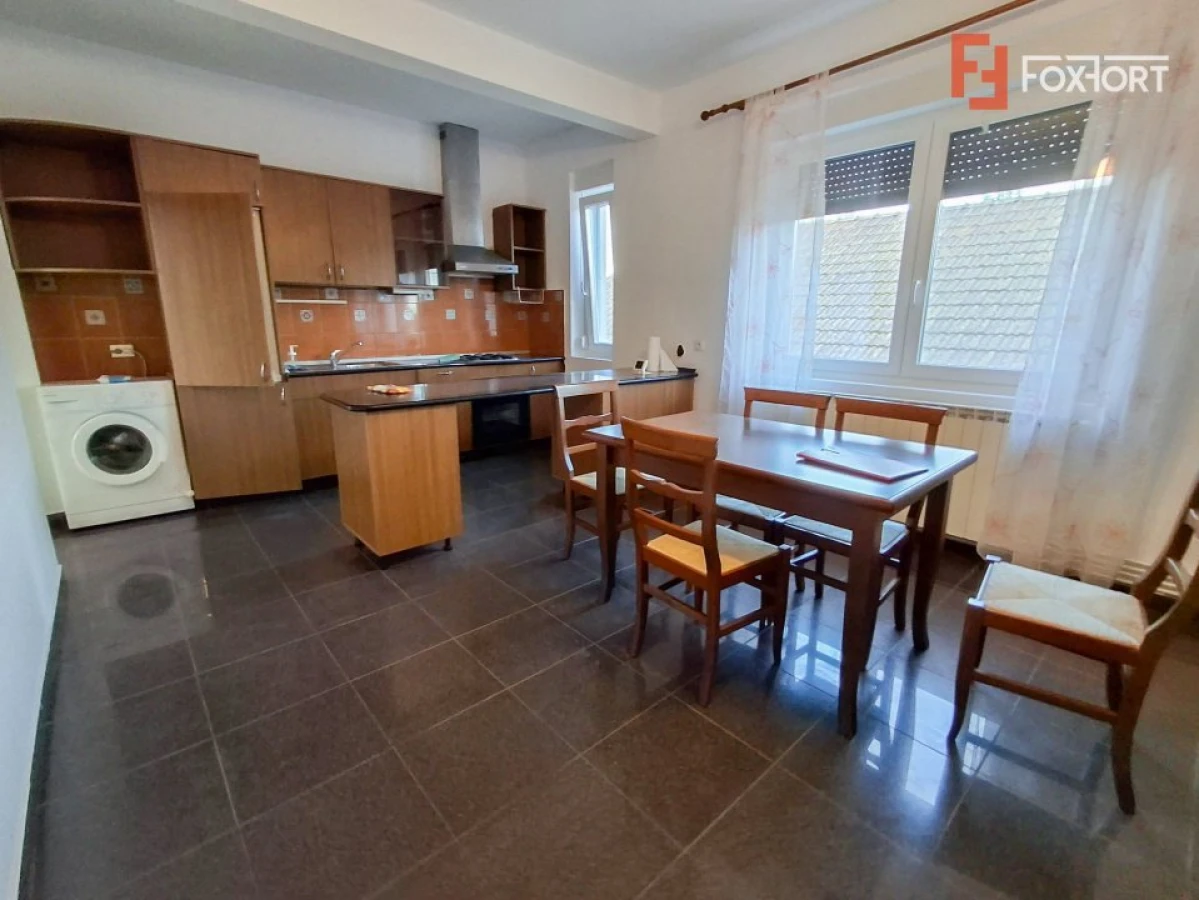 Apartament 3 camere decomandat de inchiriat la casa, zona Crisan - 8