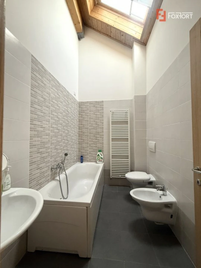 Apartament cu 3 camere, vedere pe 2 parti - Dumbravita, zona Kaufland - 5