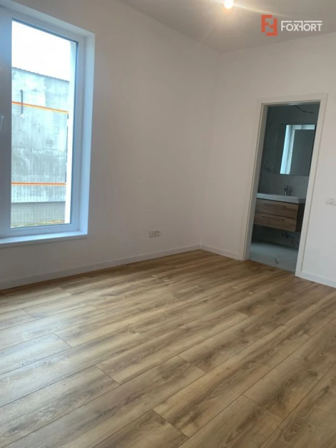 Duplex cu 3 camere si teren de 360 mp, zona Giarmata - 10