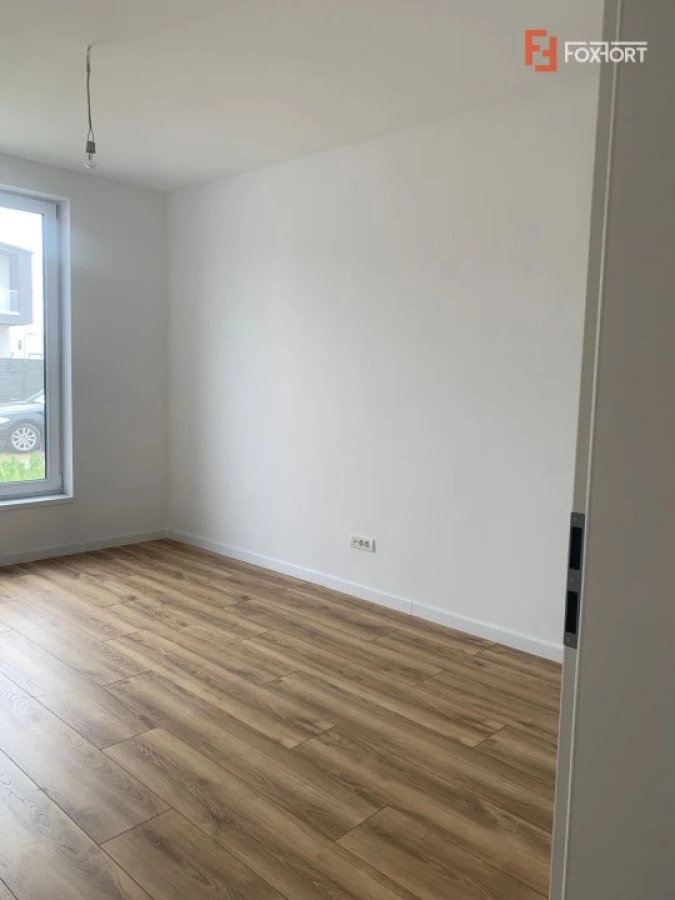 Duplex cu 3 camere si teren de 360 mp, zona Giarmata - 7