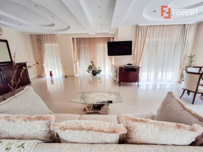 Casa individuala de vanzare in Timisoara cu sauna si piscina, zona Fratelia