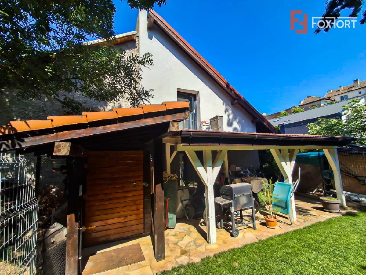 Casa cu 2 apartamente si inchiriere Air BNB - Timisoara, Sinaia - 2