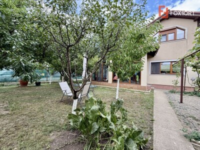 Casa individuala cu 5 camere si teren de 506 mp, zona Ghiroda