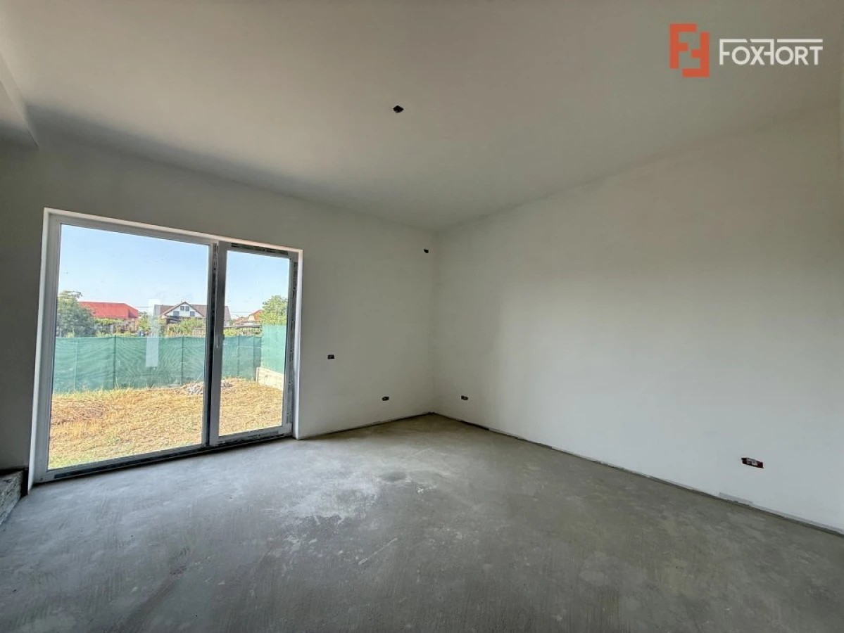 Triplex cu 4 camere, 115 mp, 3 bai - Zona Sacalaz - 3