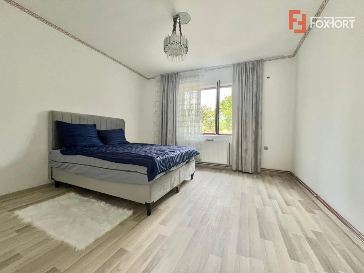 Casa Individuala de vanzare cu 3 camere si teren de 486 mp, zona Plopi, Ghiroda - 1